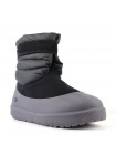 UGG CLASSIC SHORT PULL-ON WEATHER BLACK