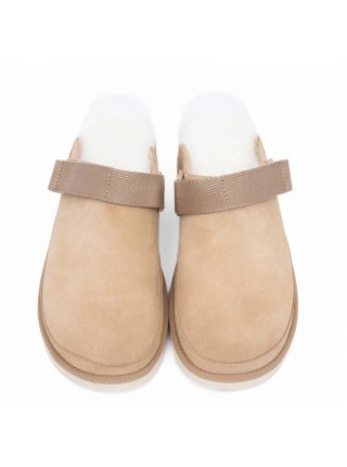 UGG Goldenstar Clog Sand