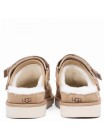 UGG Goldenstar Clog Sand