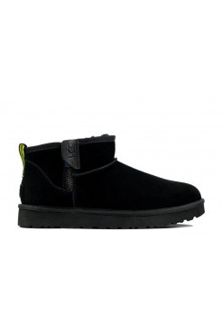 UGG Ultra Mini Zip - Black